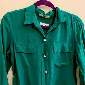 Equipment Green 100% Silk Button-up Blouse Top Size M
